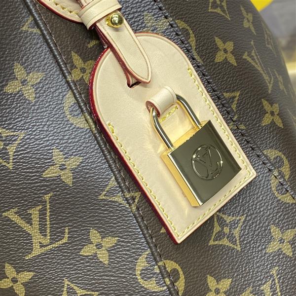 2026124135956102 120